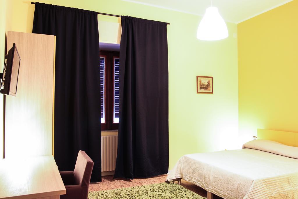 B&B Fiori Di Lava Nicolosi Oda fotoğraf